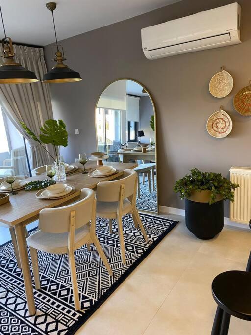 2+1 Luxury Flat ,near Old Town Daire *